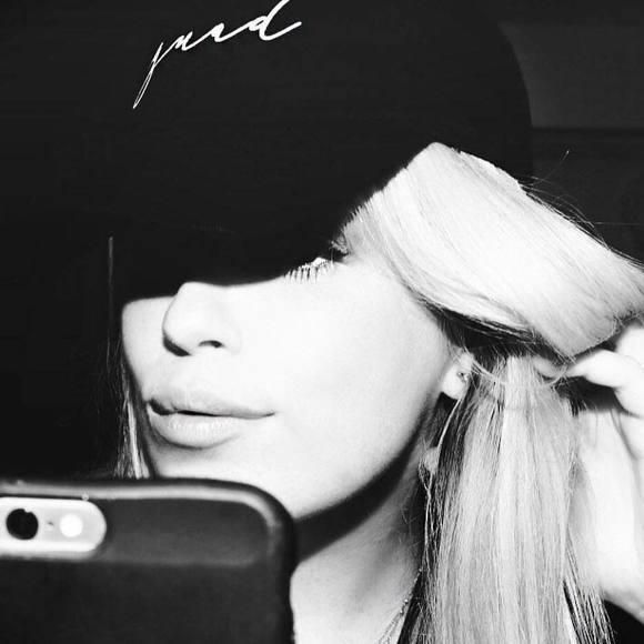 Meet your Posher, Lindsay - Picture 1 of 1